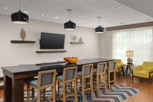 hampton inn augusta