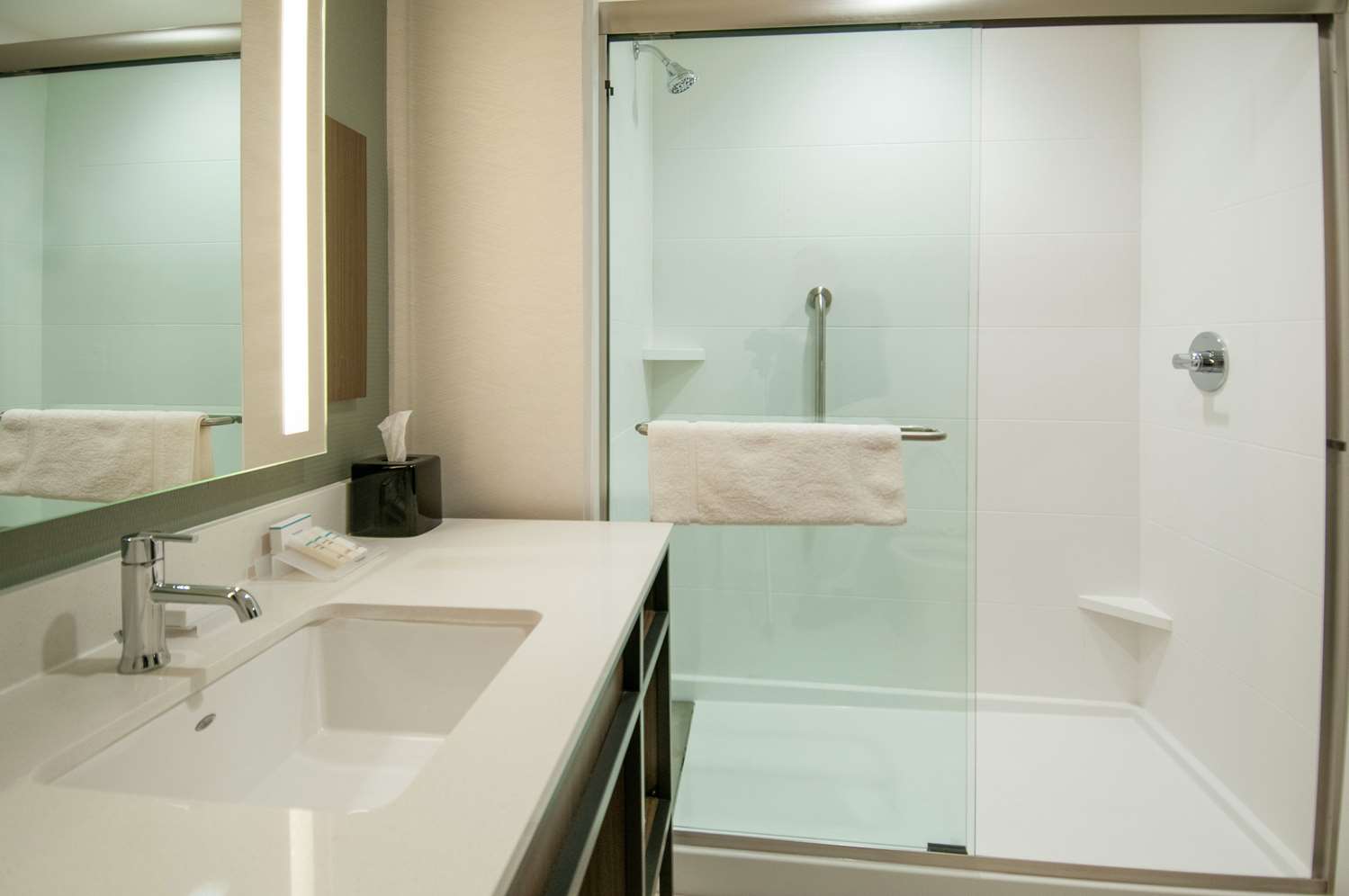 hilton garden inn jackson clinton