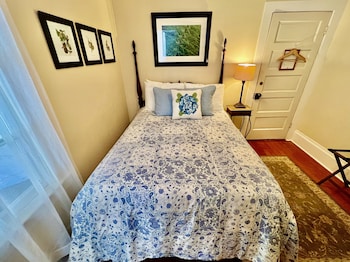 the historic requa inn