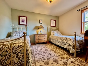 the historic requa inn