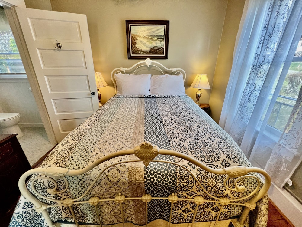 the historic requa inn