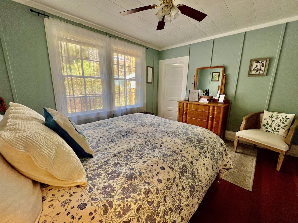 the historic requa inn