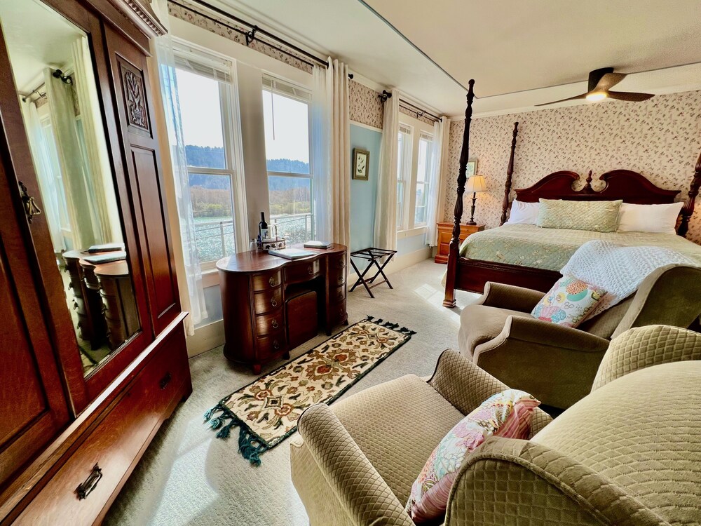 the historic requa inn