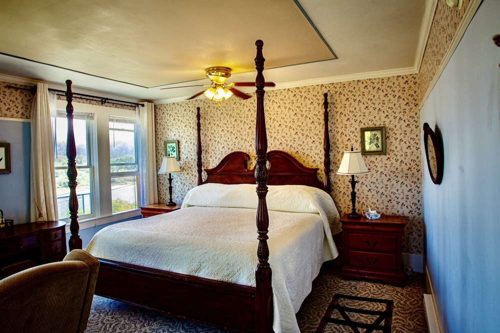 the historic requa inn