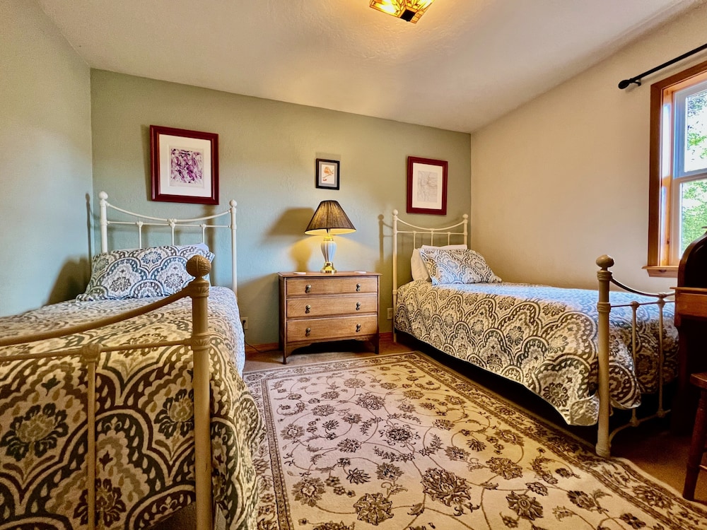 the historic requa inn