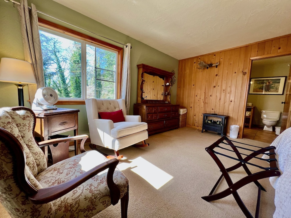 the historic requa inn
