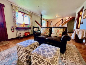 the historic requa inn