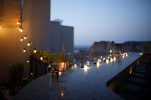 bank hotel