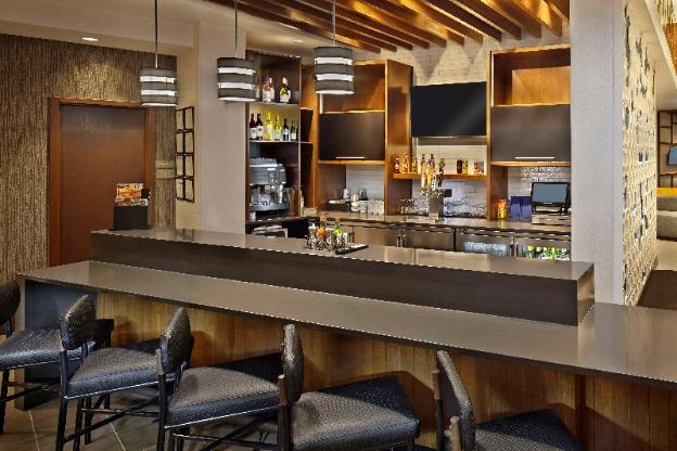 hyatt place warwick providence airport