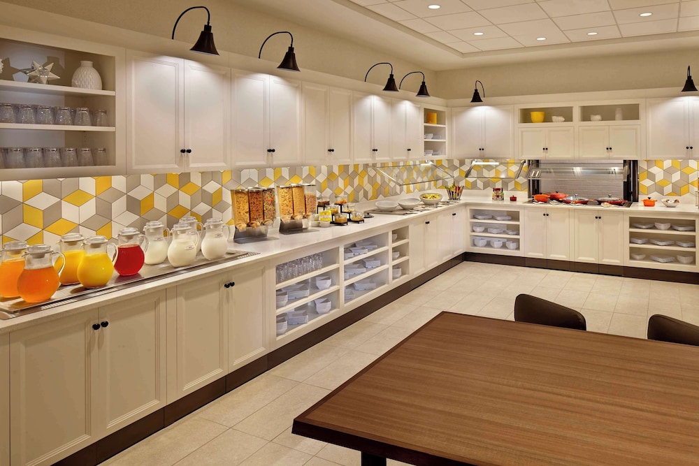 hyatt place warwick providence airport