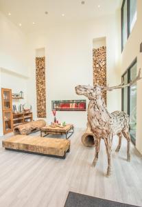 vasty hotel