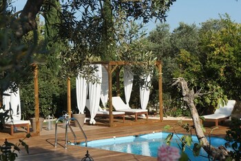 Le Mas De Cotignac,Near Sanctuaire Notre-Dame De Graces,4 star