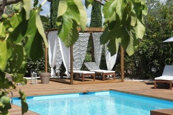 Le Mas De Cotignac,Near Sanctuaire Notre-Dame De Graces,4 star