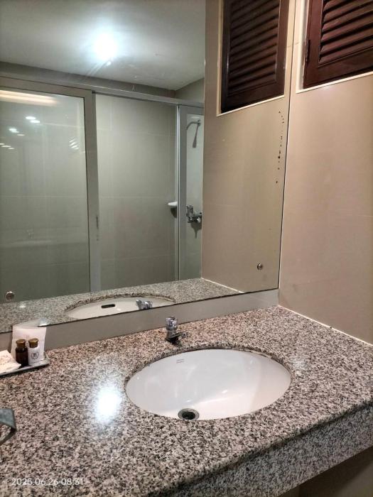 karin hotel sha extra plus