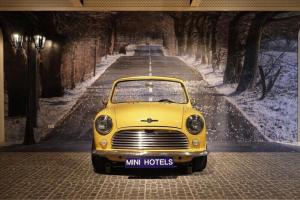 mini hotels taichung station branch