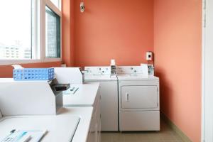 mini hotels taichung station branch