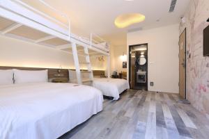 mini hotels taichung station branch