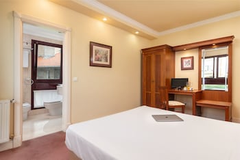 hospedium hotel blu loiu