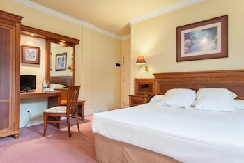 hospedium hotel blu loiu