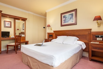 hospedium hotel blu loiu