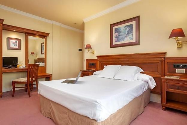 hospedium hotel blu loiu