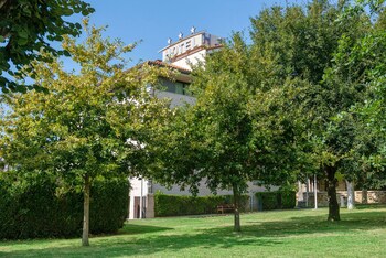 hospedium hotel blu loiu