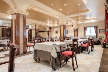 hospedium hotel blu loiu