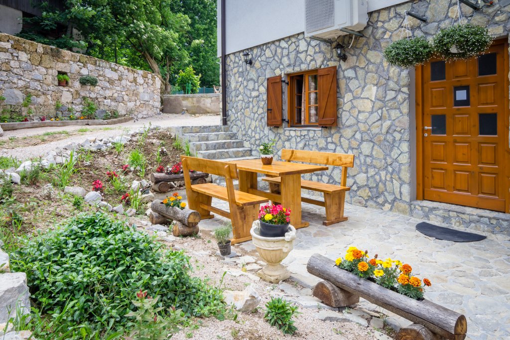 Rustic Lodge Plitvice,Lika-Senj>>Jezerce,4 star