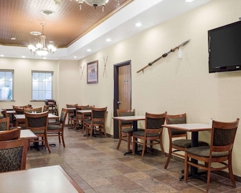 Quality Inn Oacoma - Chamberlain,Oacoma>>Chamberlain,3 star