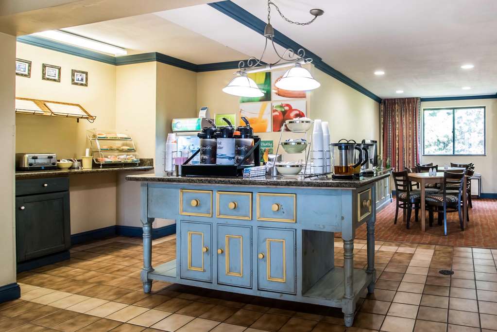 quality inn cortland university area