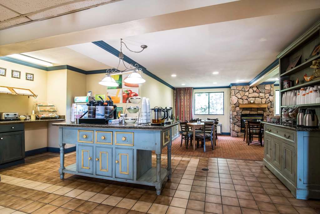 quality inn cortland university area
