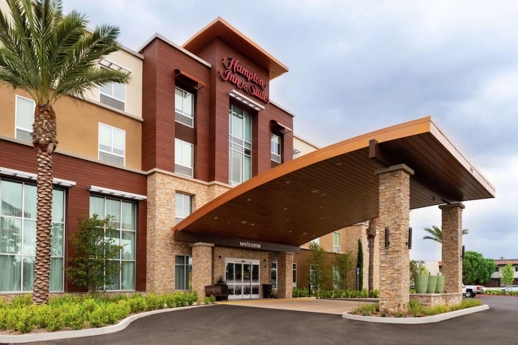 hampton inn and suites buena park