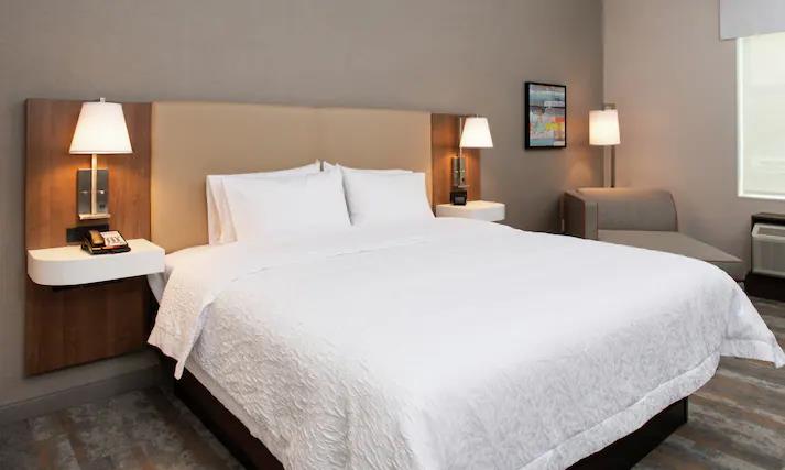 hampton inn and suites buena park