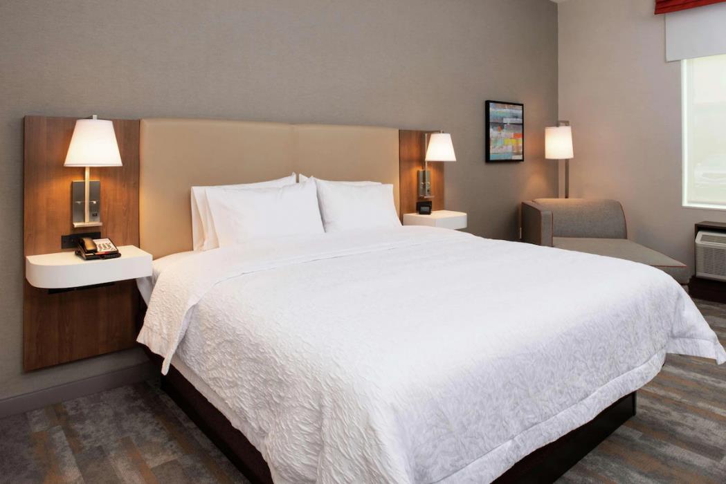 hampton inn and suites buena park