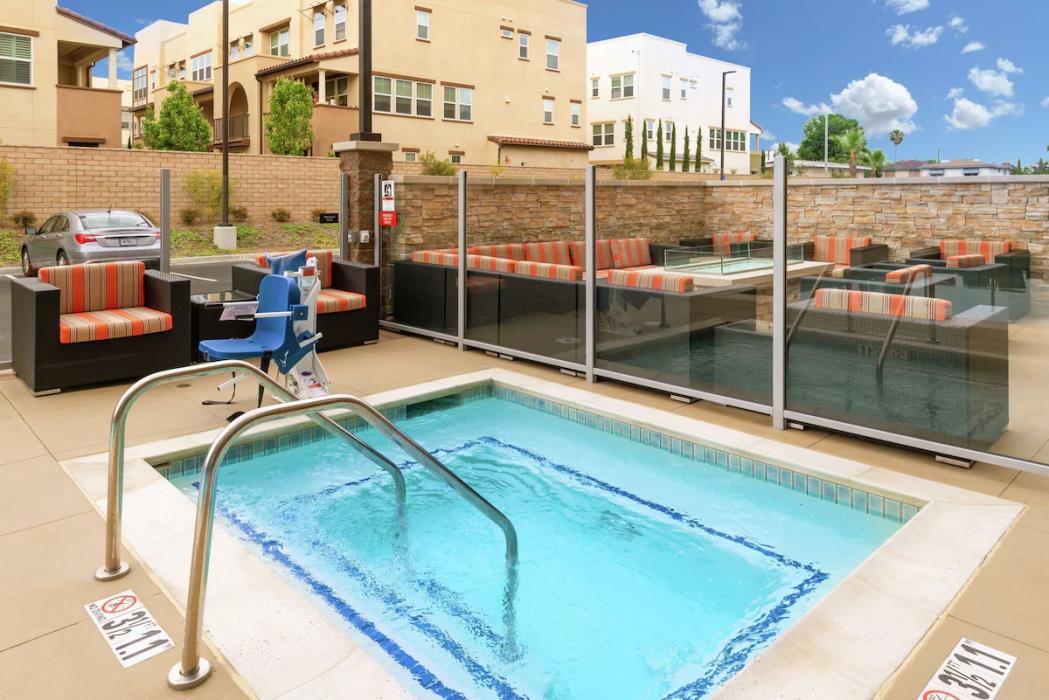 hampton inn and suites buena park