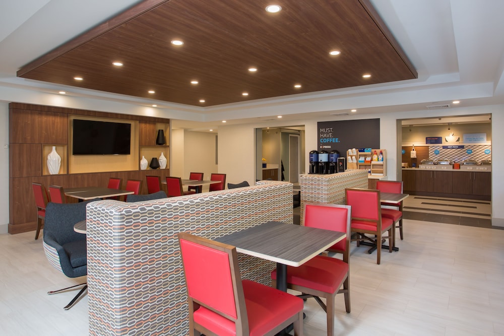 holiday inn express chelmsford an ihg hotel