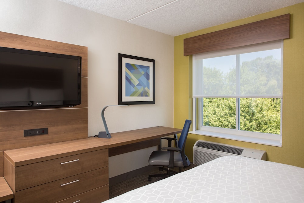 holiday inn express chelmsford an ihg hotel