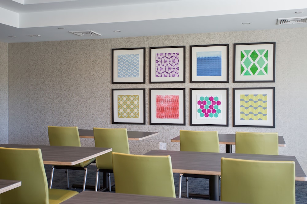 holiday inn express chelmsford an ihg hotel