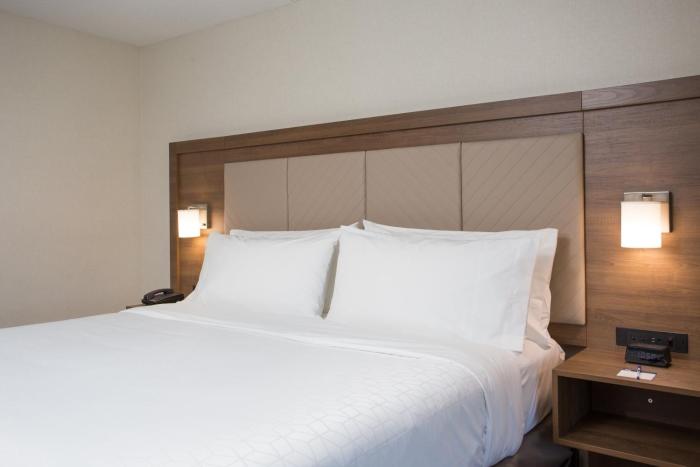holiday inn express chelmsford an ihg hotel