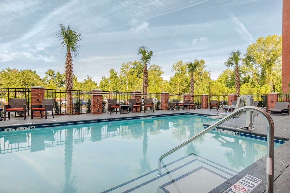 cambria hotel mount pleasant