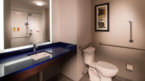 glo best western asheville tunnel road