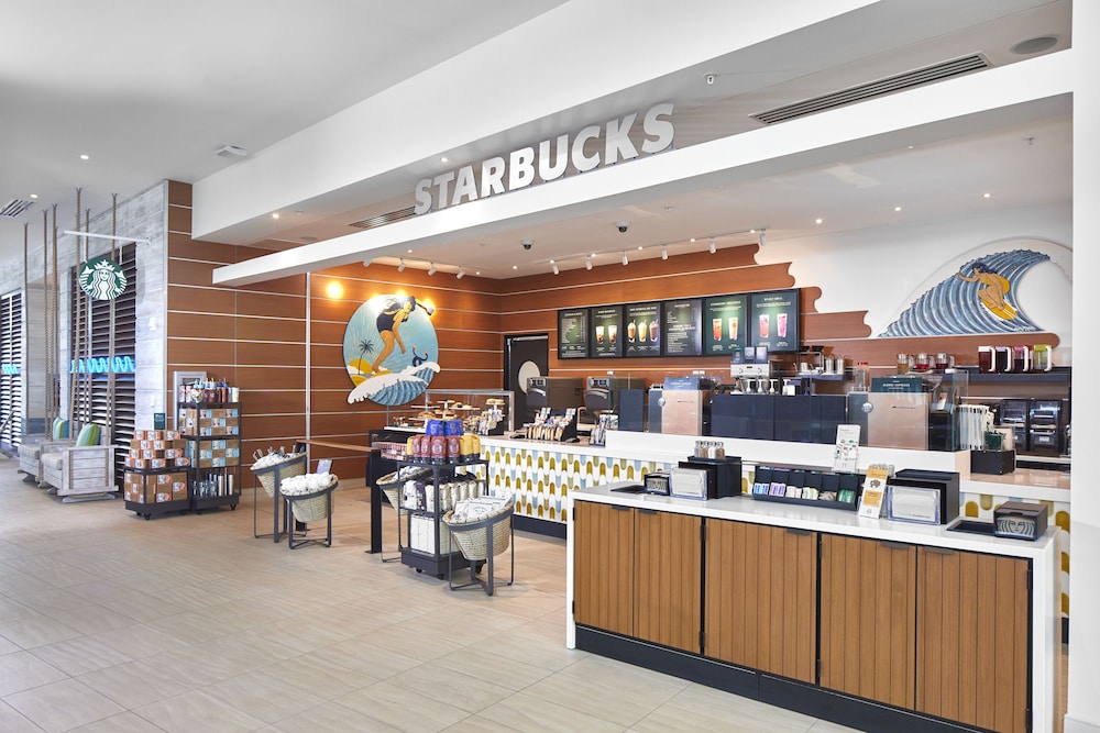 universals endless summer resort surfside inn and suites