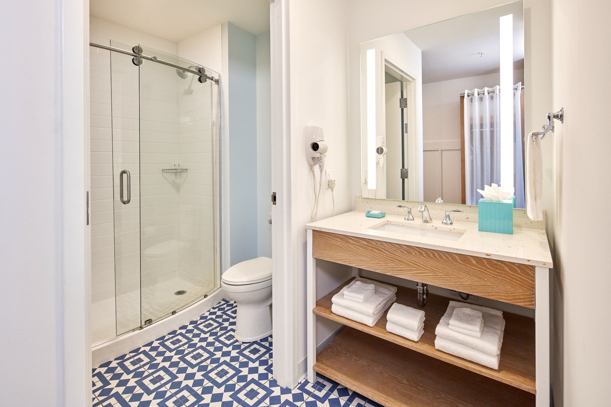 universals endless summer resort surfside inn and suites