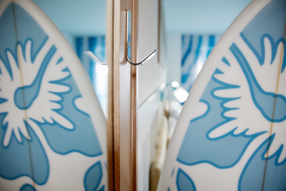 universals endless summer resort surfside inn and suites