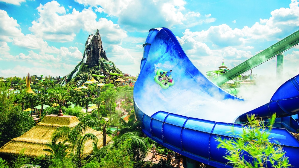universals endless summer resort surfside inn and suites