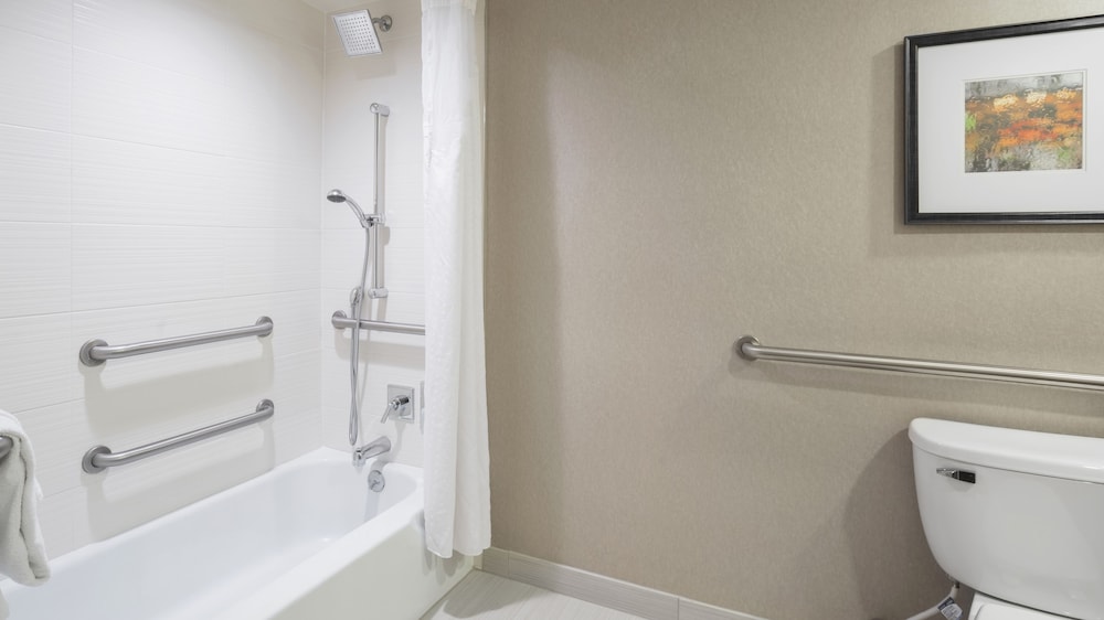 holiday inn cincinnati riverfront by ihg