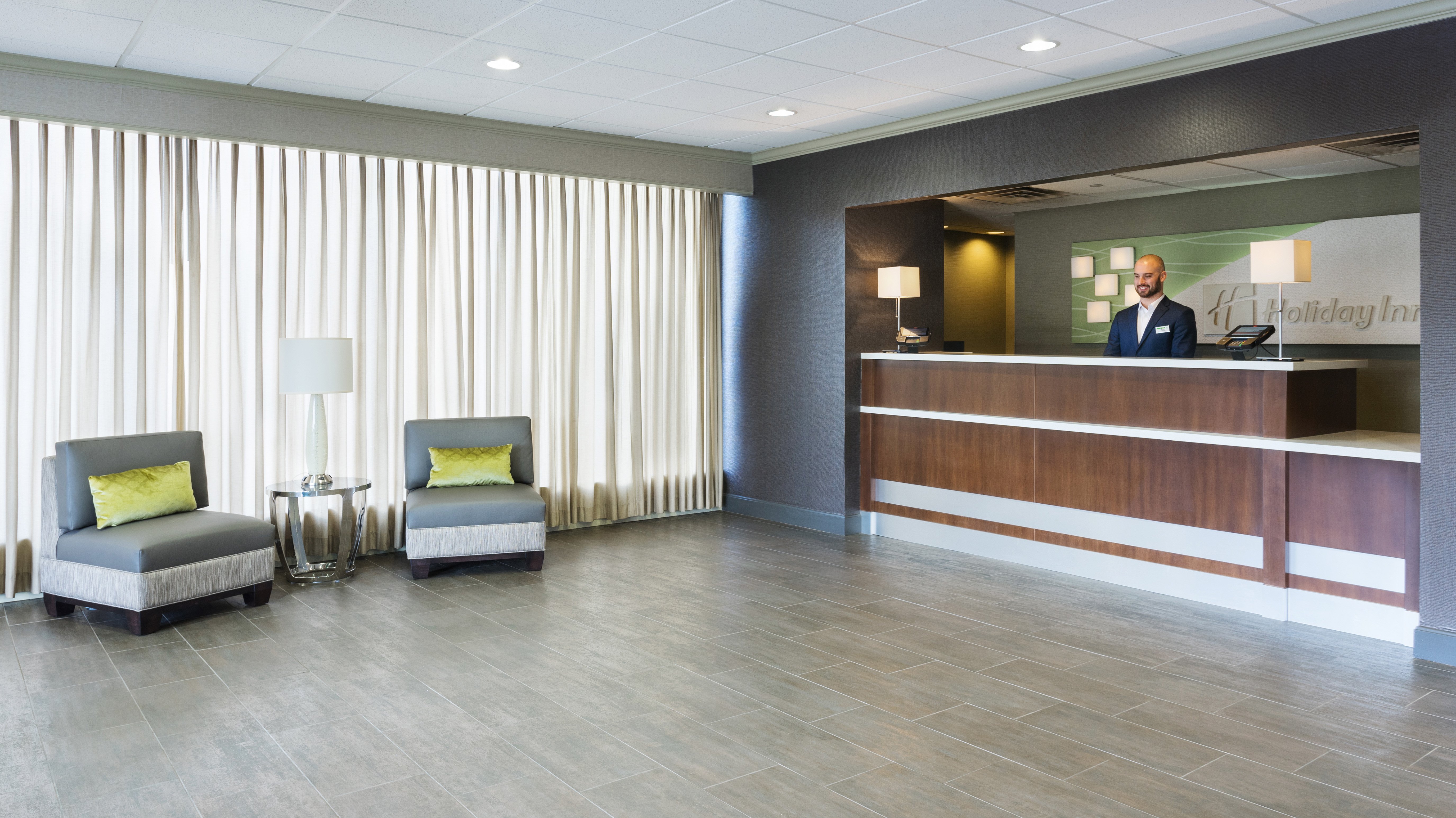 holiday inn cincinnati riverfront by ihg