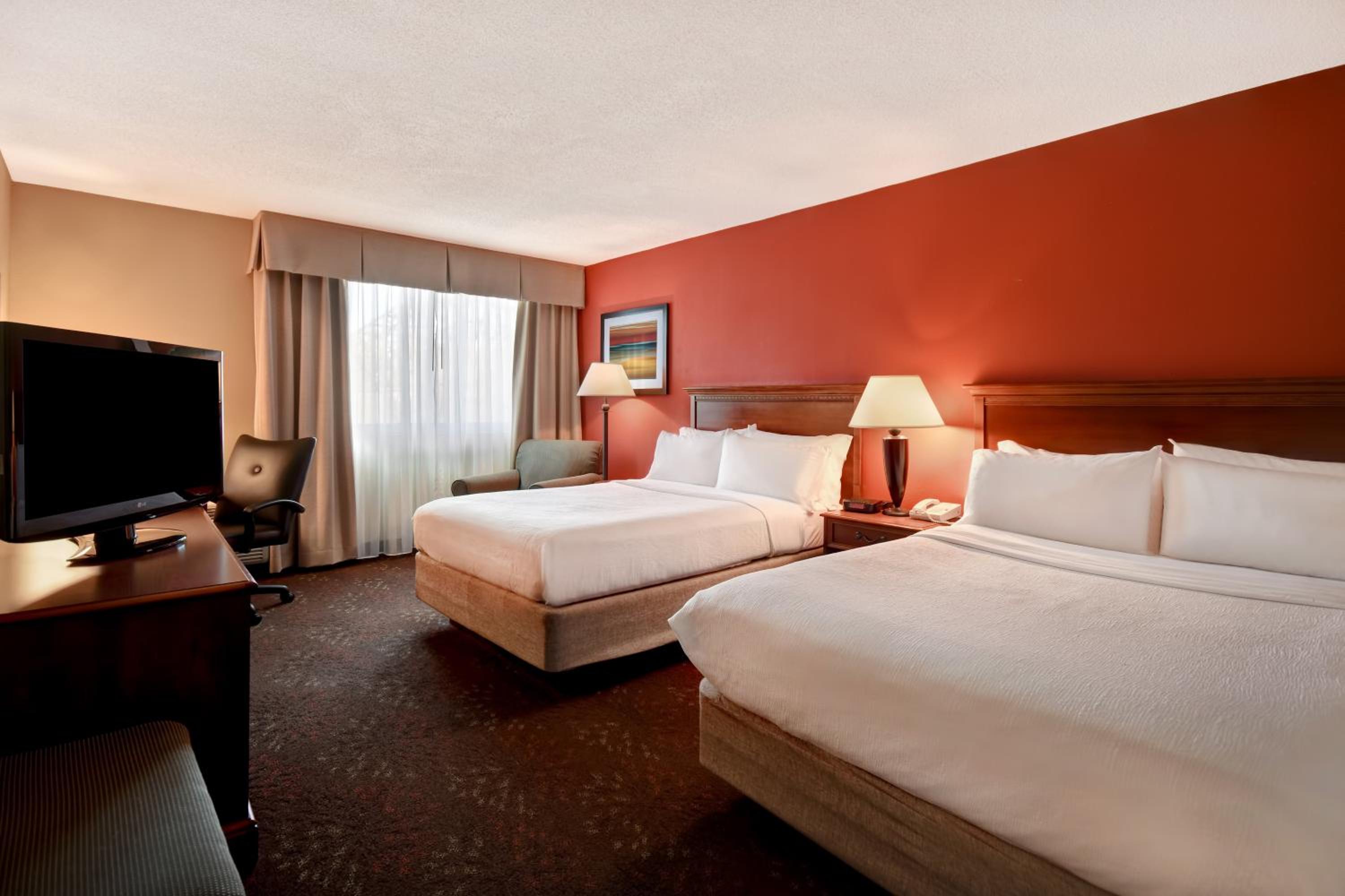 holiday inn cincinnati riverfront by ihg
