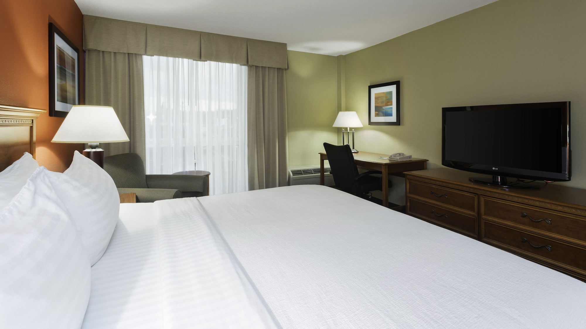 holiday inn cincinnati riverfront by ihg