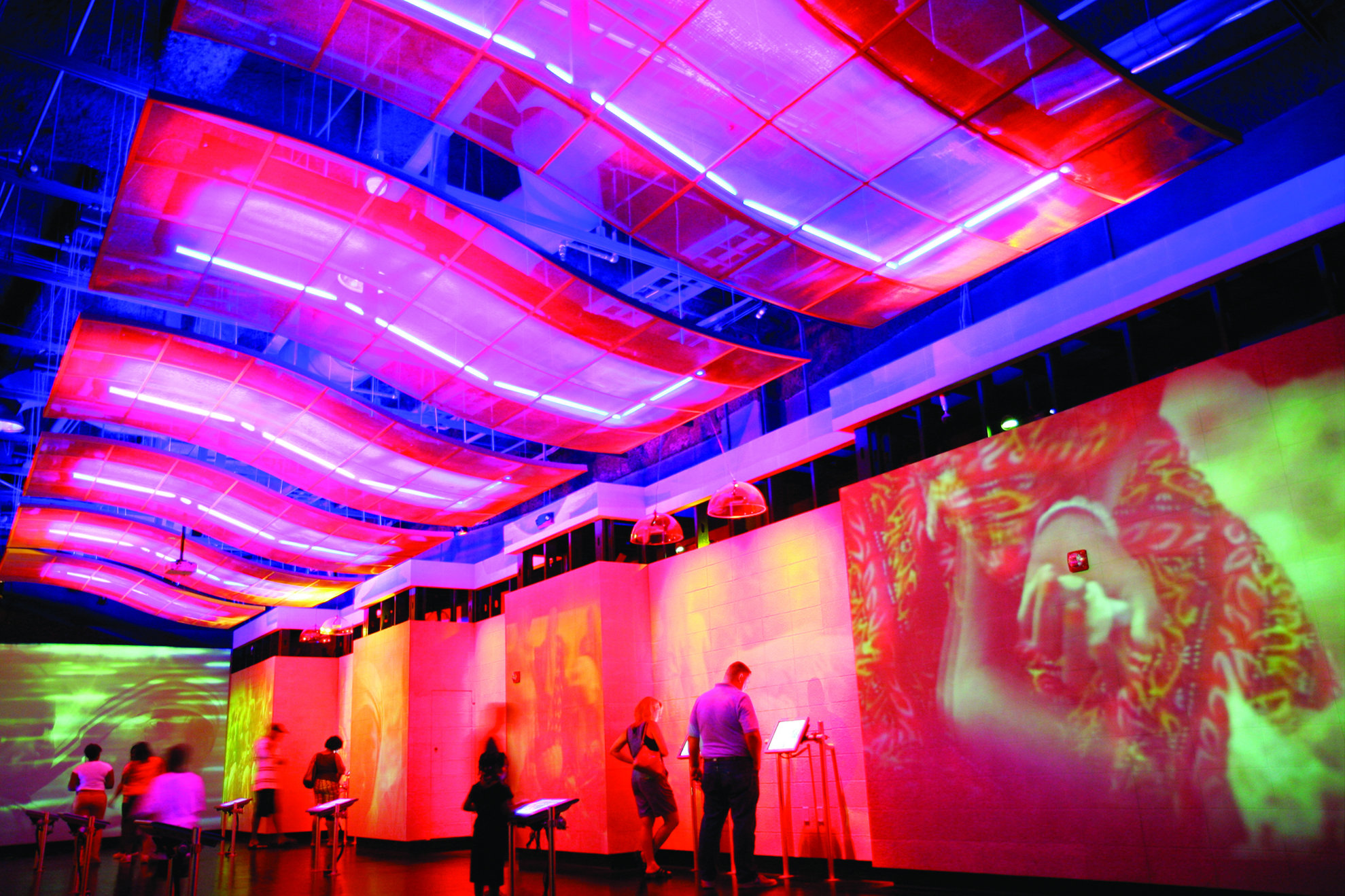 holiday inn cincinnati riverfront by ihg